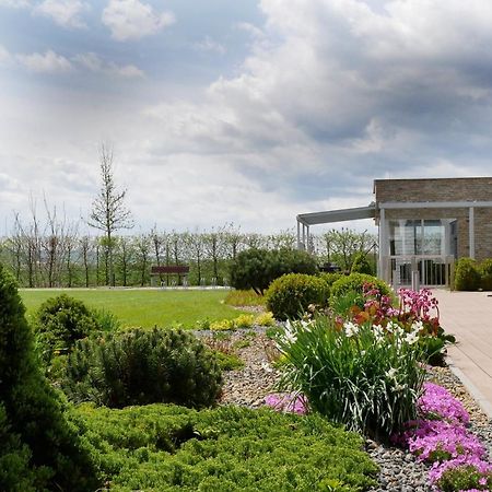 Hotel Harmony Medical & Wellness-Free Parking, 1,8Km From The Center Kromeriz Bagian luar foto