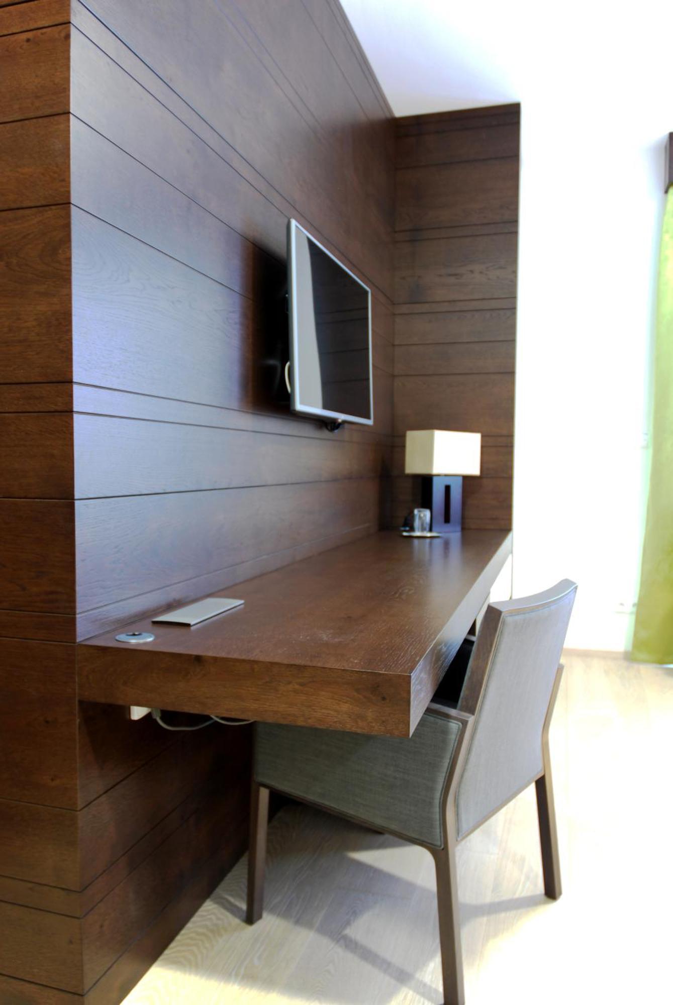 Hotel Harmony Medical & Wellness-Free Parking, 1,8Km From The Center Kromeriz Ruang foto